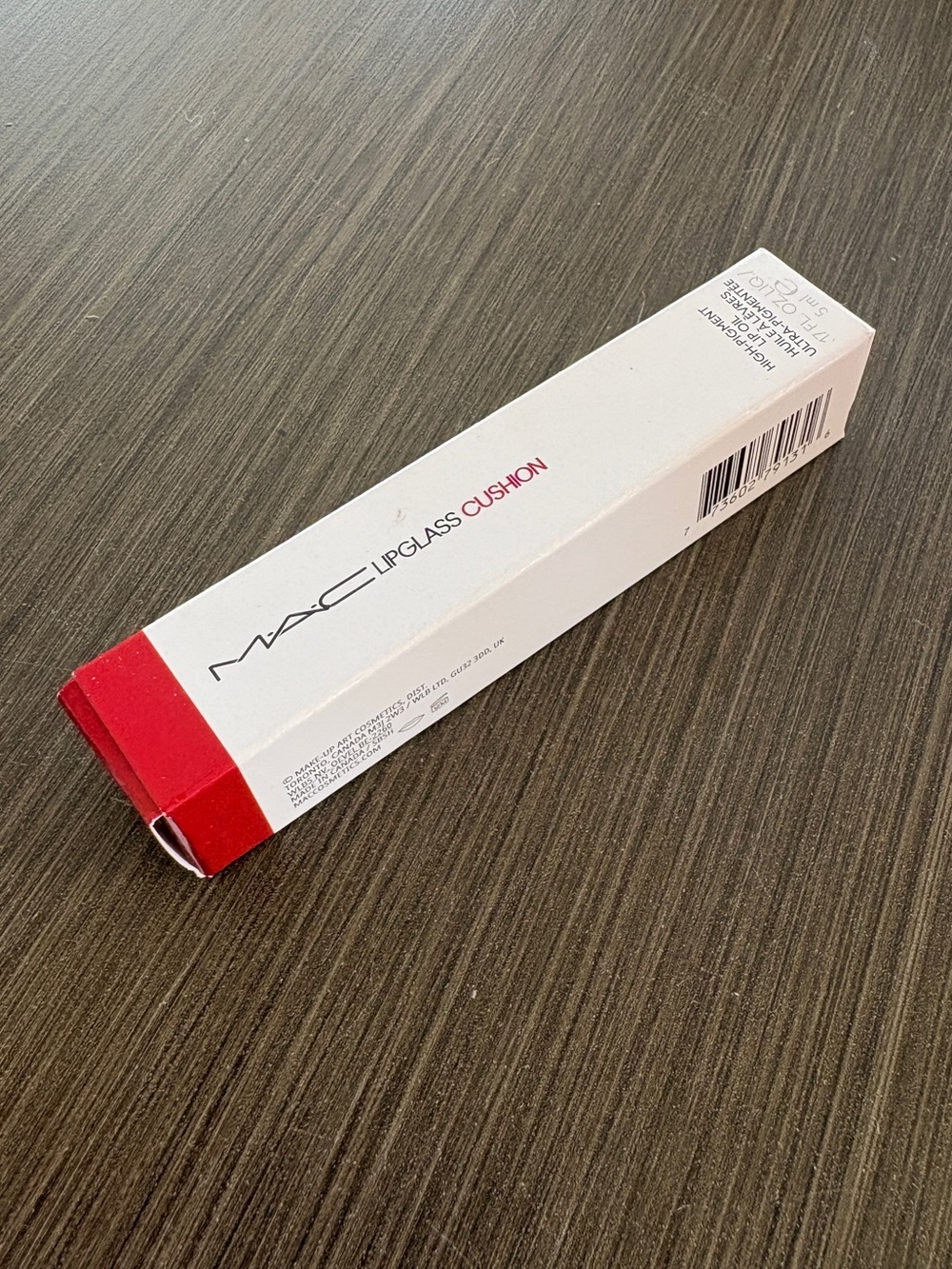 MAC Lipglass Cushion High-Pigment Lip Oil Tantrum - Picture 3 of 7